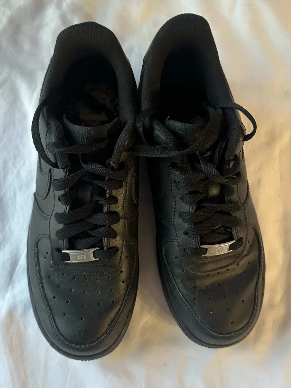 EUC Nike Black Air Force 1 ‘07